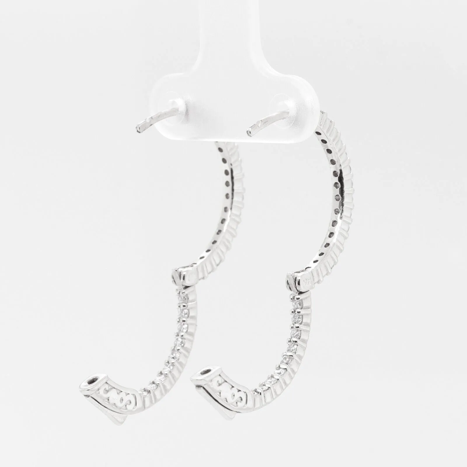 14k White Gold Diamond In & Out Hoop Earrings 0.75ctw G SI1 - Snap Closure