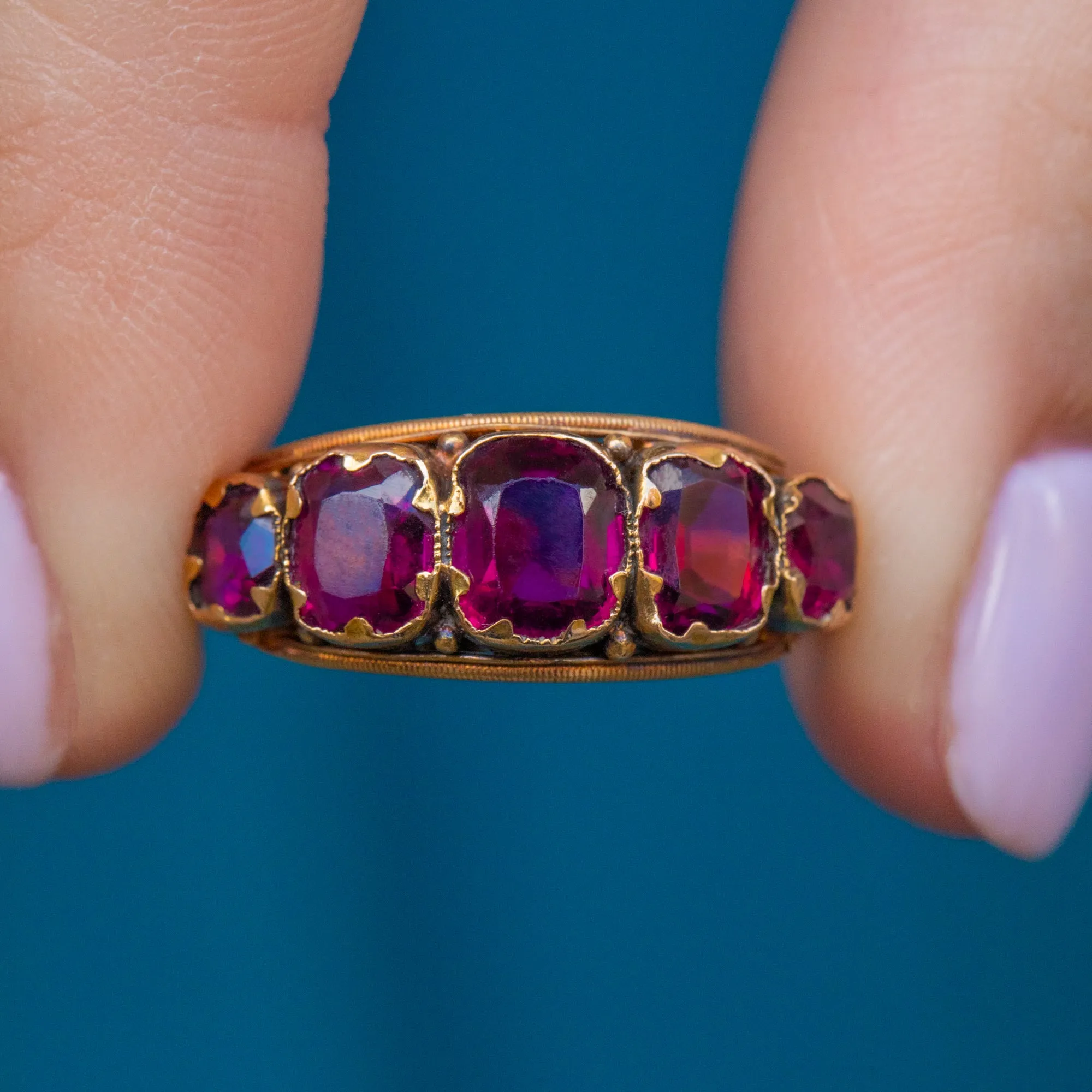 15ct Gold Garnet Five-Stone Ring, c.1876