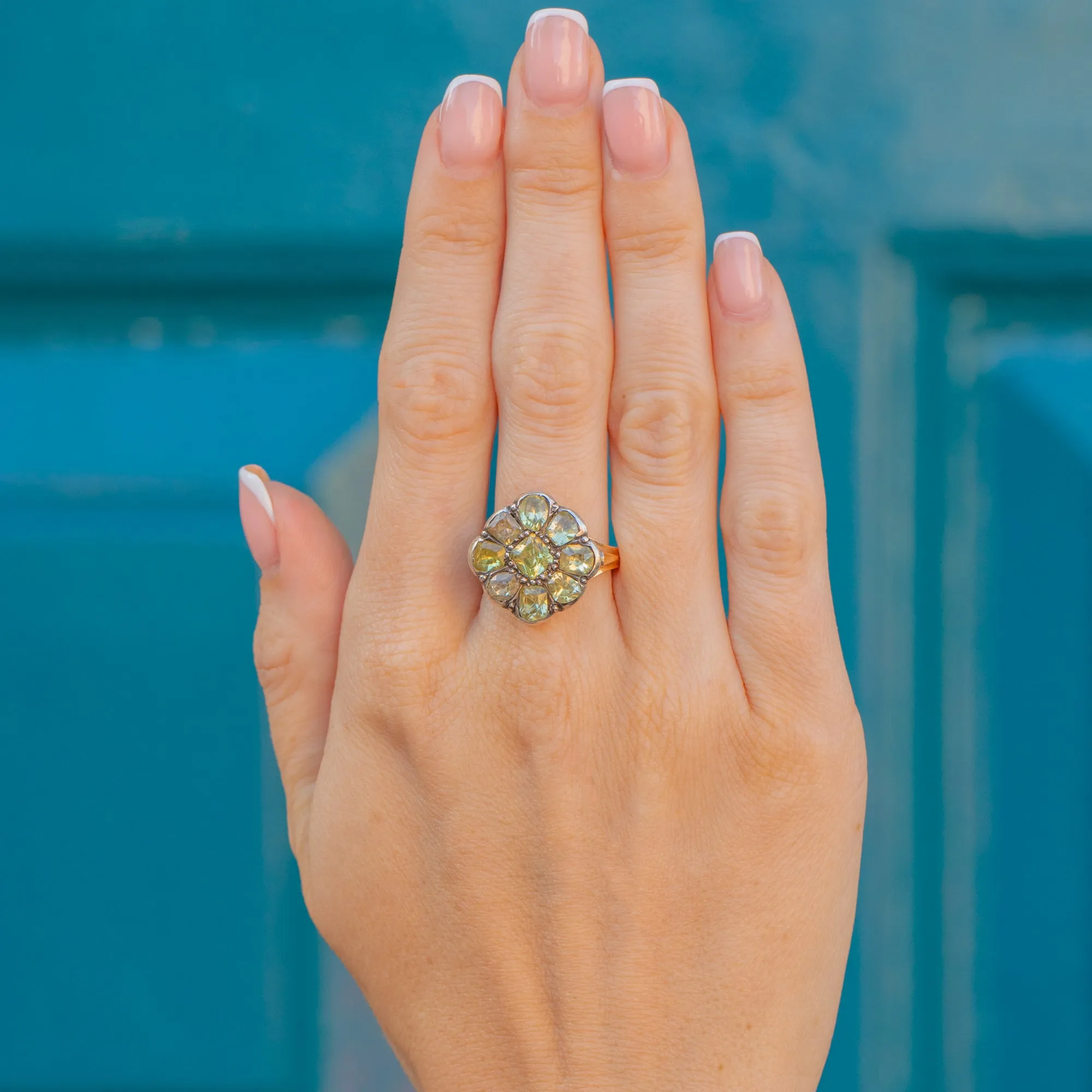 18ct Gold Georgian Chrysoberyl Flower Cluster Ring, c.1780-1820