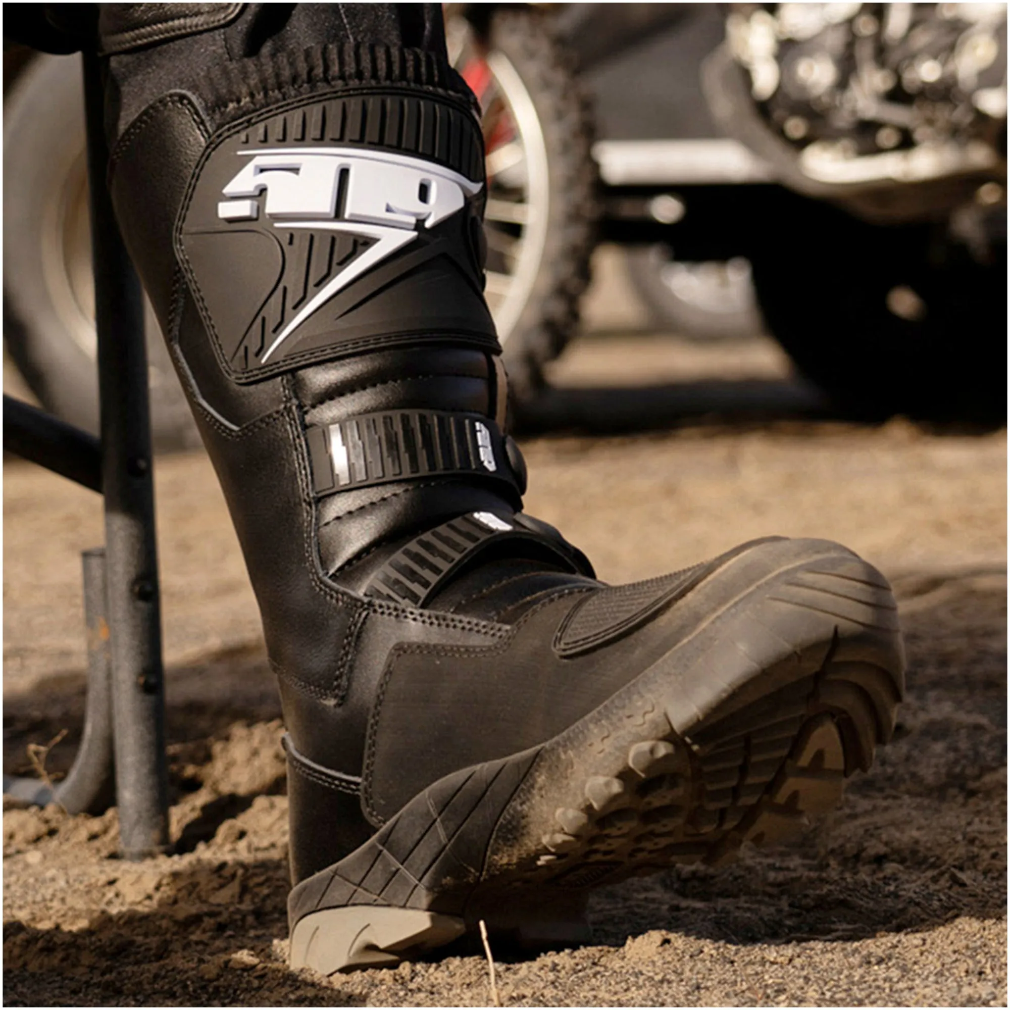 509  Velo Raid Snowmobile Boots 5Tech Waterproof Lining 200 3M Thinsulate Stealth