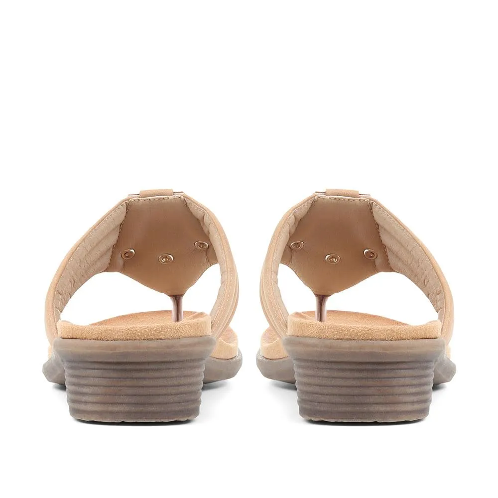 Heeled Toe-Post Sandals - BAIZH37077 / 323 511