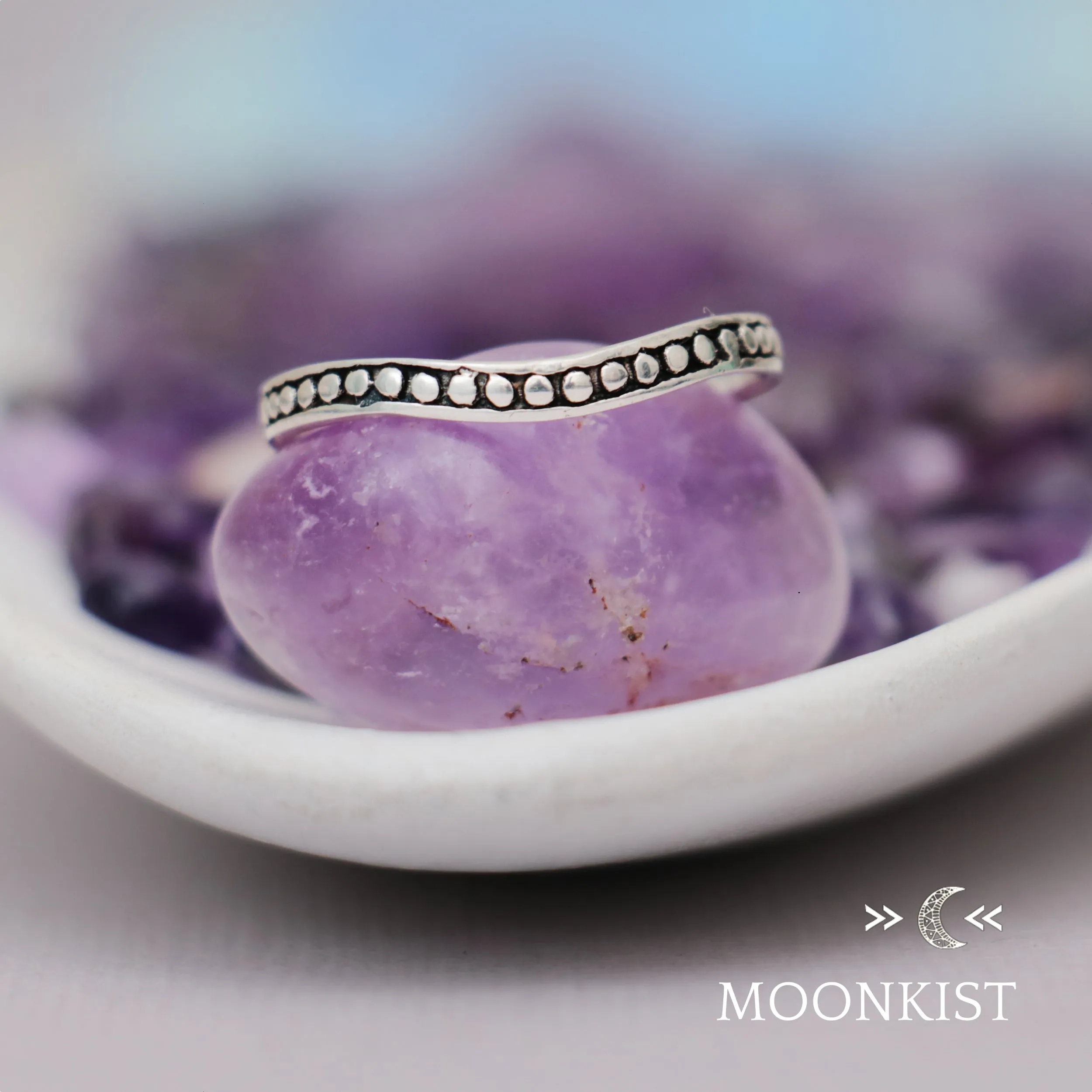 Modern Curved Wedding Ring | Moonkist Designs