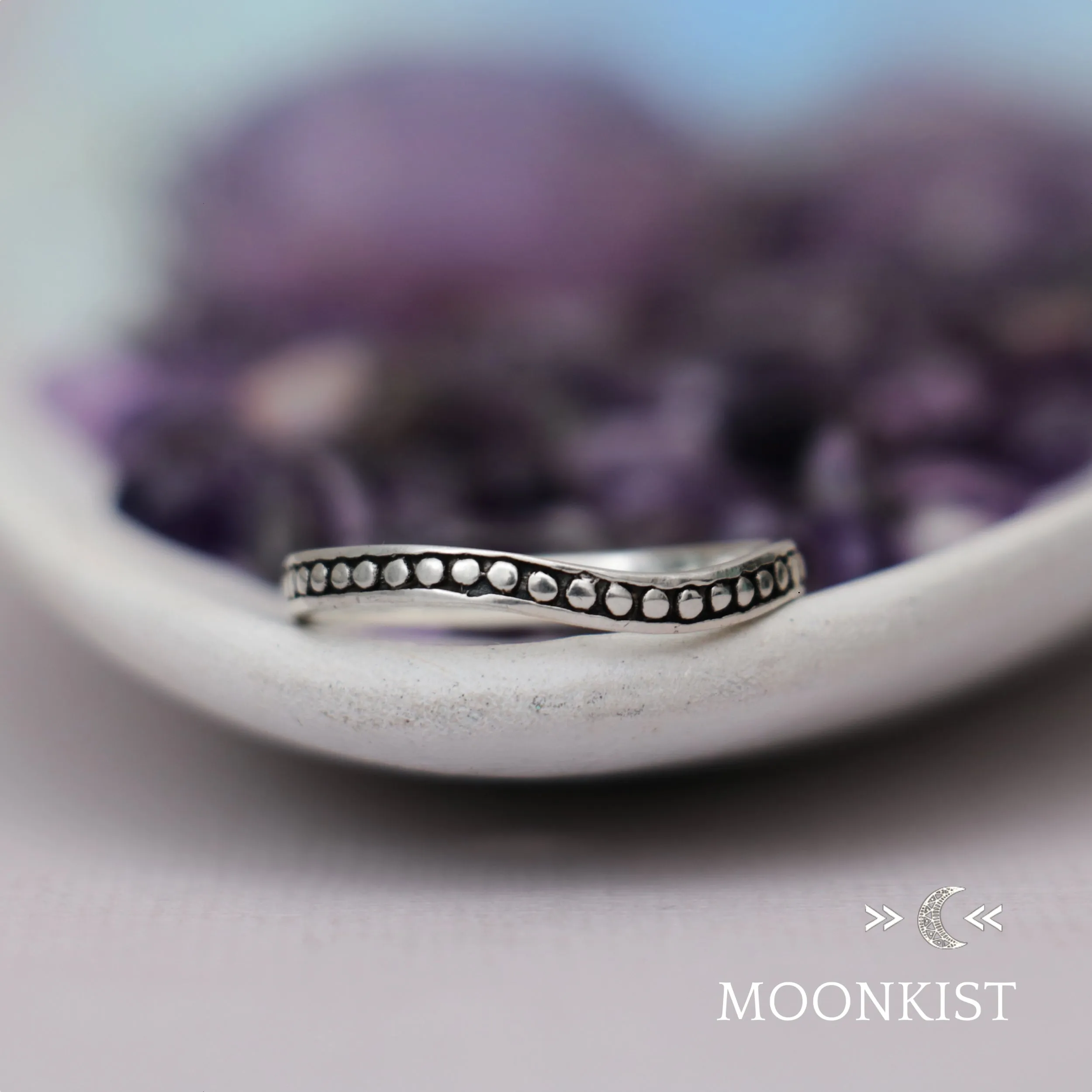 Modern Curved Wedding Ring | Moonkist Designs