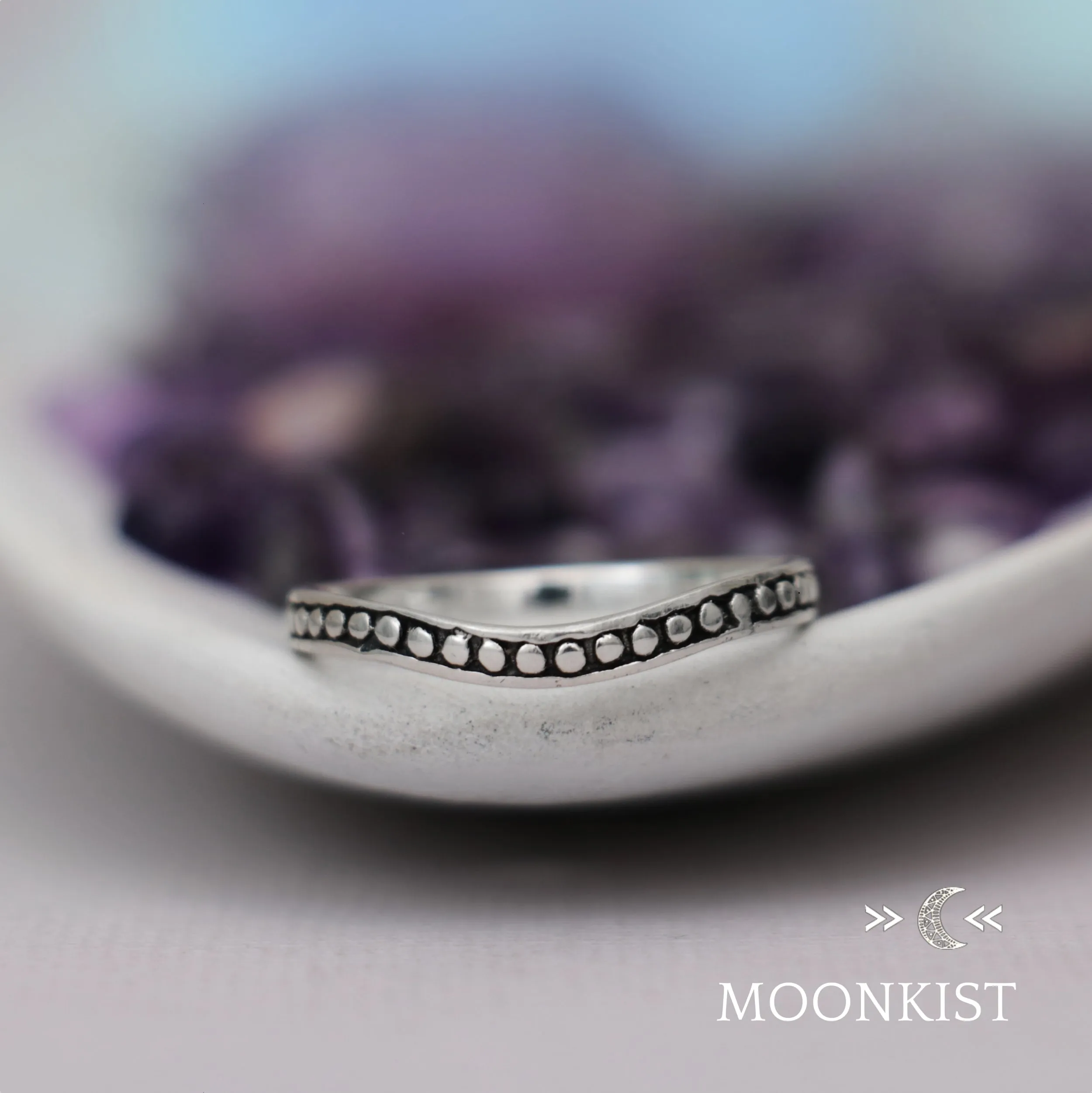 Modern Curved Wedding Ring | Moonkist Designs