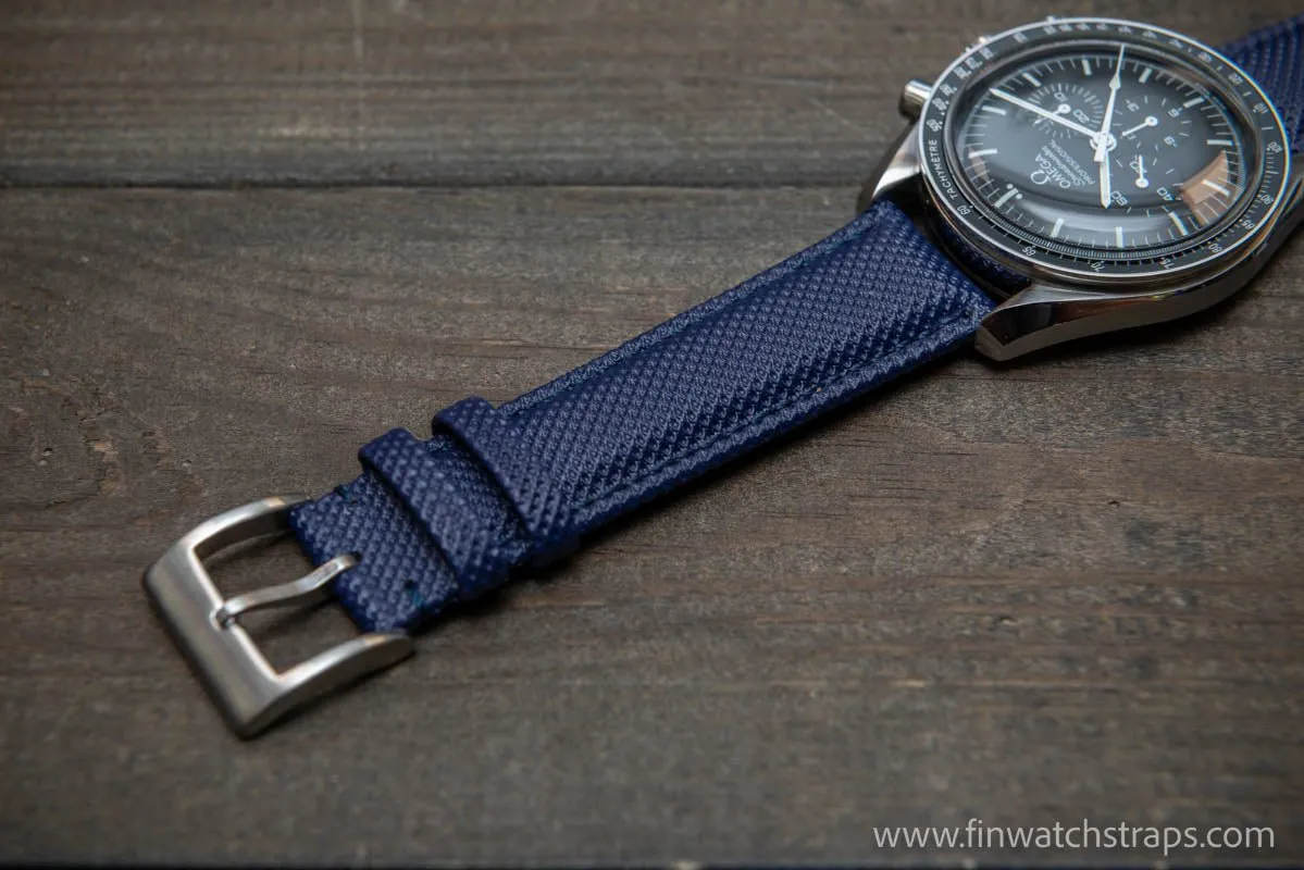 Sailcloth water-resistant watch strap 17-24 mm. Dark Blue with dark blue stitching.